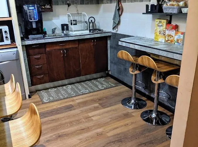 Gina Oda ve Kahvaltı Roma